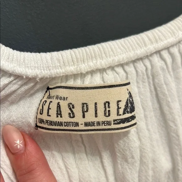 Off-Shoulder Cotton Dress - Picture 4 of 8